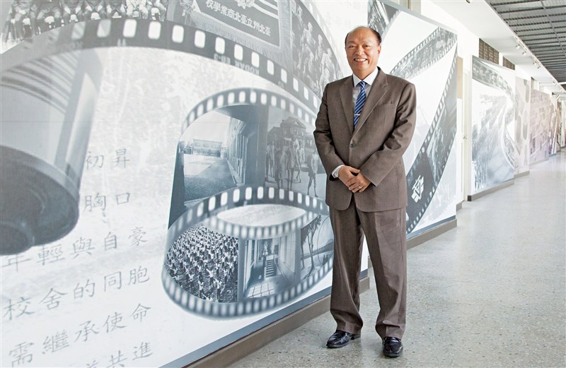 北商九八，蹈厲奮發